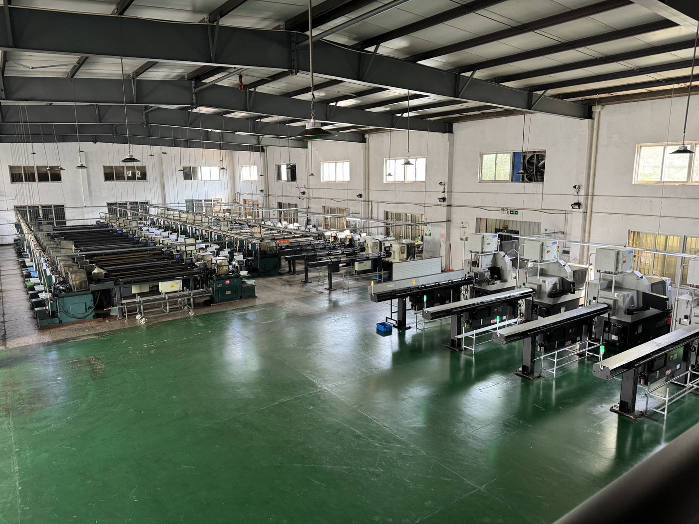 Automatic lathe workshop